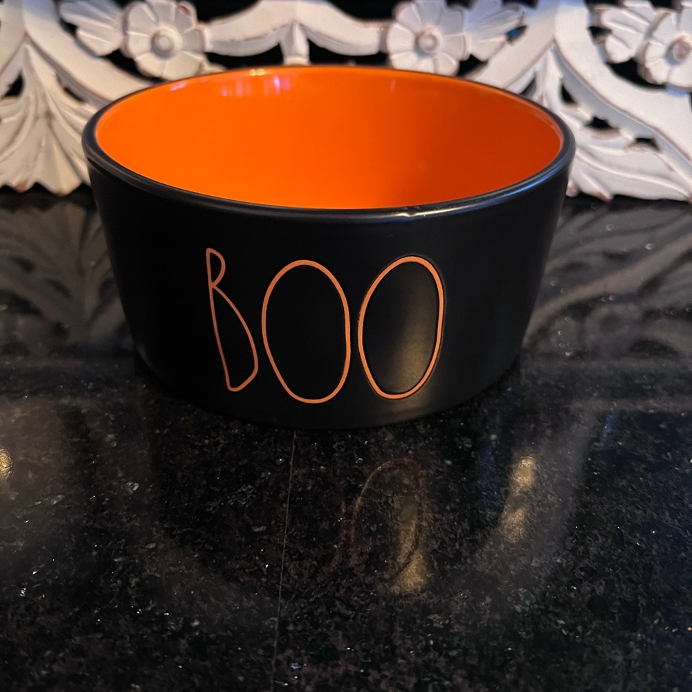 Rae dunn dog bowls
